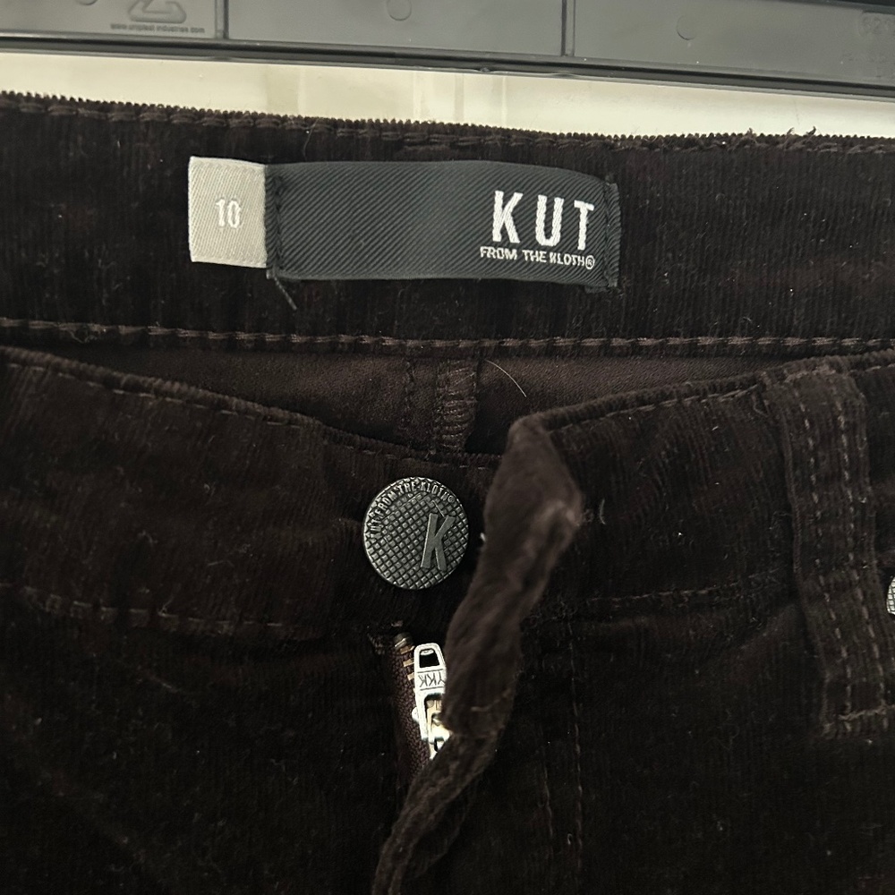 Ladies size 10 brown cord Kut from the Kloth jeans